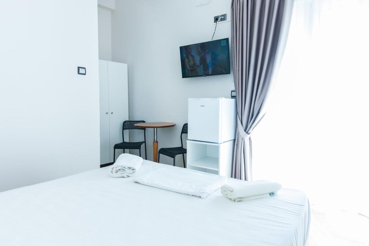 Silver Hotel Athens Double Room With Balcony المظهر الخارجي الصورة